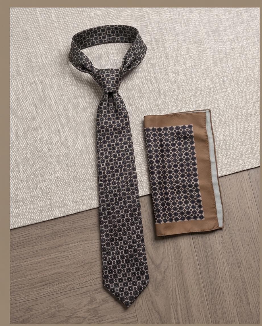 Signature Brown Minimal Pattern Pure Silk Tie & Pocket Square Set